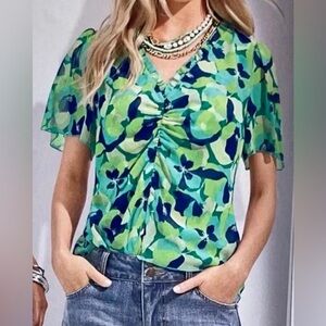 CAbi Shirt Womens Medium Green Blue Trixie Top Flower Ruched V Neck #6087 Blouse